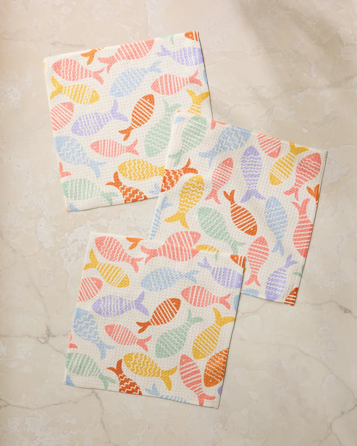 Geometry Dishcloth: Fish Flip