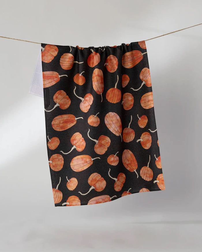 Geometry Kitchen Tea Towel: Pumpkin Hollow